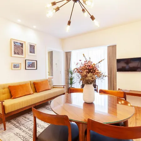 Apartament Avenida *
